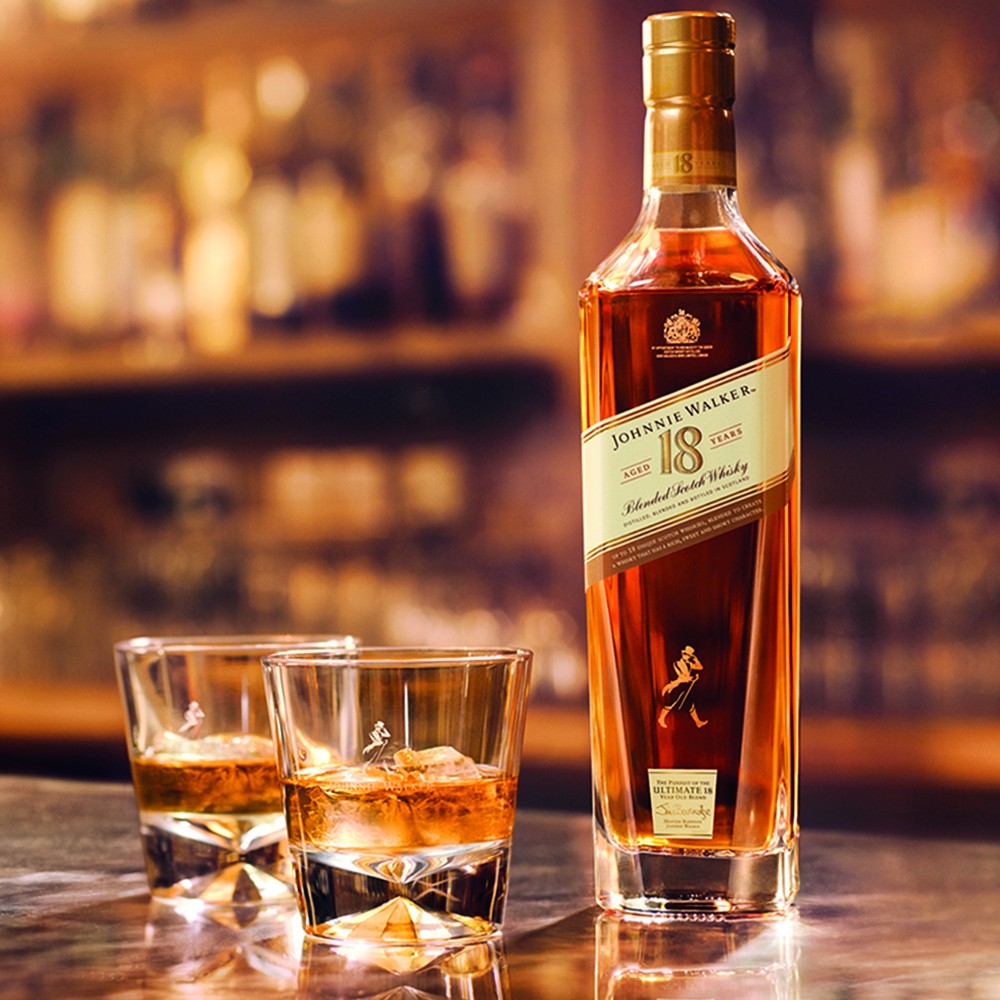 ruou-johnnie-walker-18nam